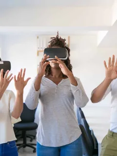 The benefits of experiential learning through virtual reality