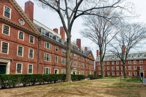 Harvard international student ban